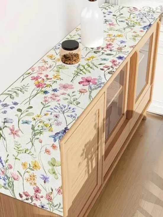 Spring Flower Table Runner - Picture 2 of 5